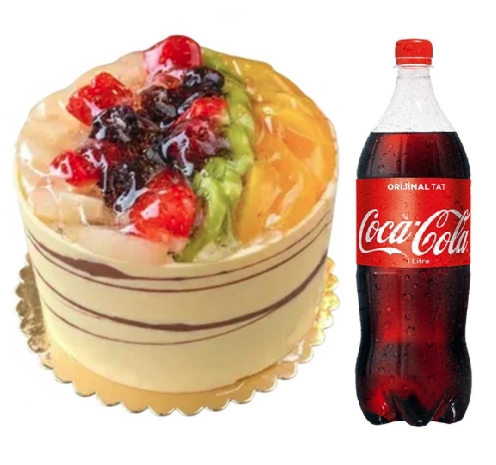4 ile 6 kişilik karışık mevsim meyveli yaş pasta 1 lt cola bugün fırından taze çıktı alın. Sivas pasta