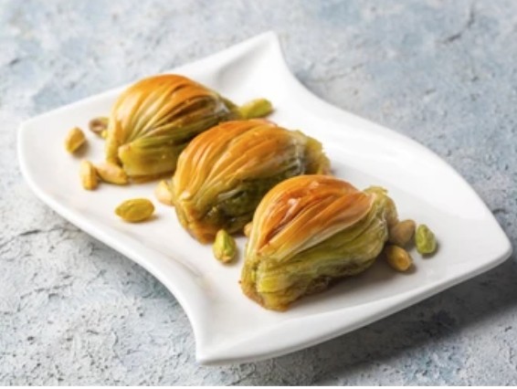 Taze Malzemeli 750 Gr Midye Baklava Sivas pasta